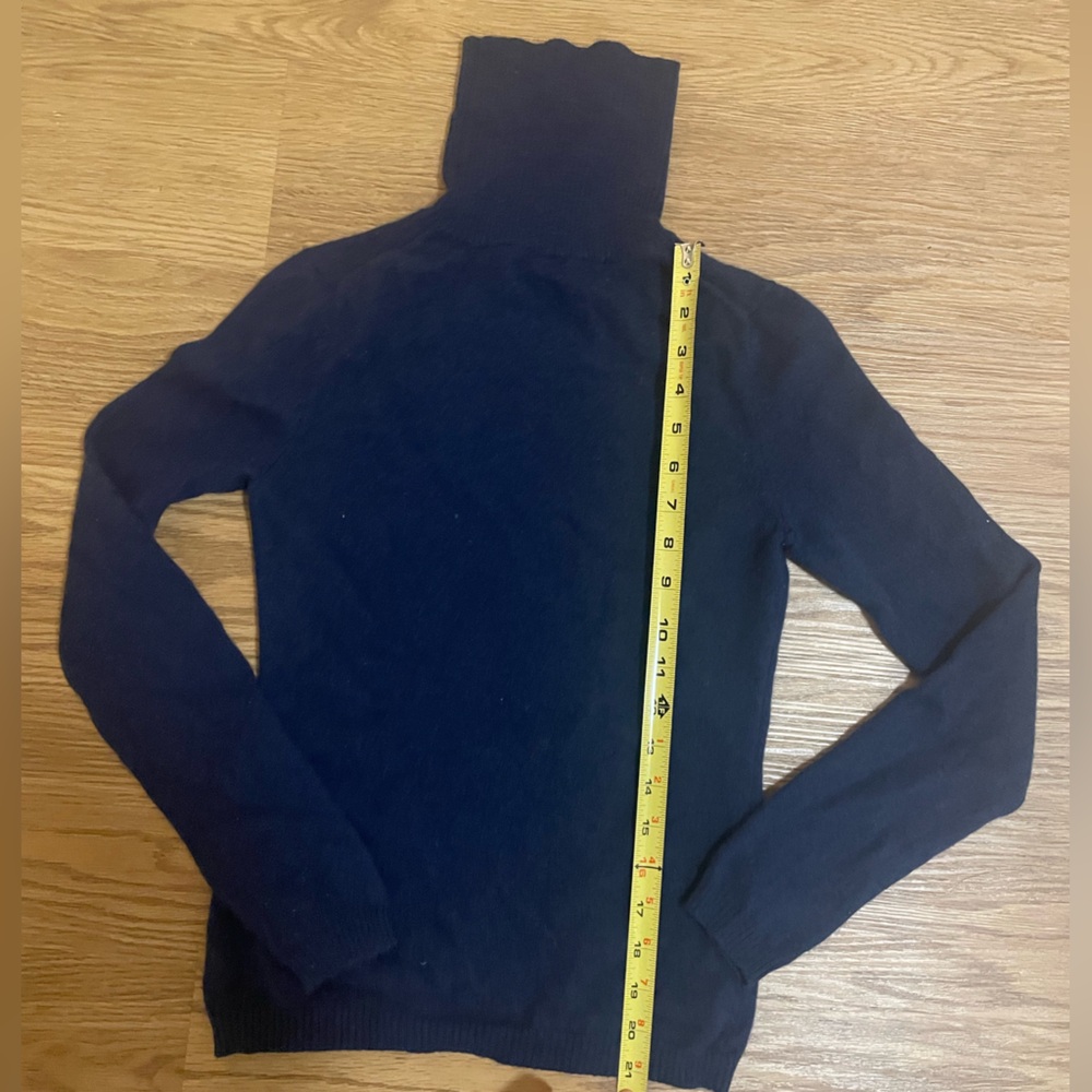 Navy Blue 100% Cashmere Turtleneck Sweater - Picture 6 of 6